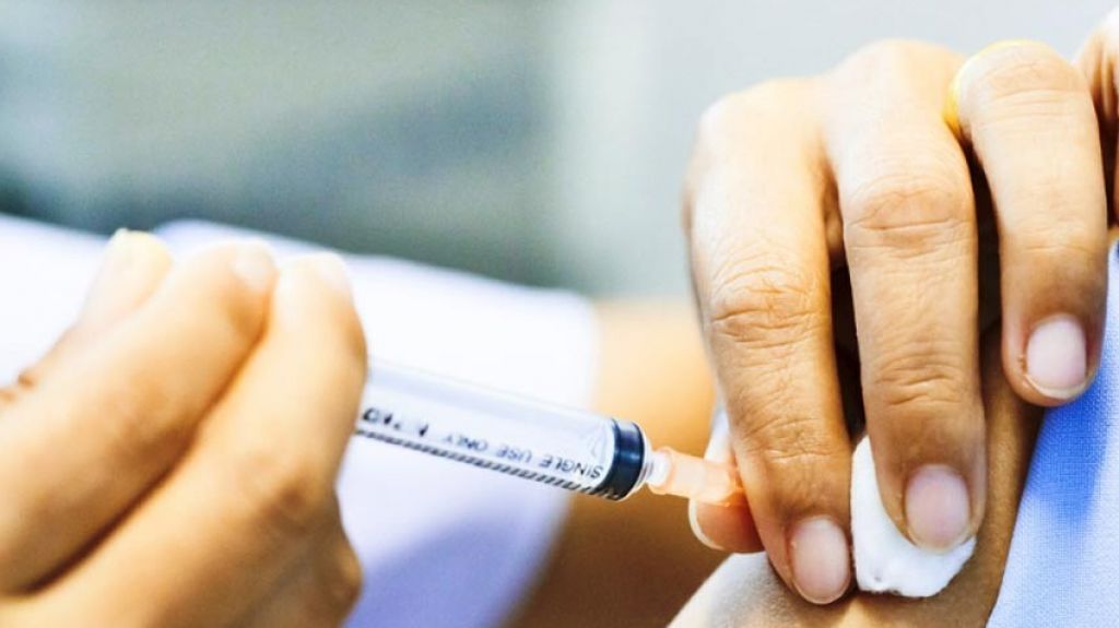  Salud exhorta a la poblaci&oacute;n a vacunarse tras alza en los casos de influenza 