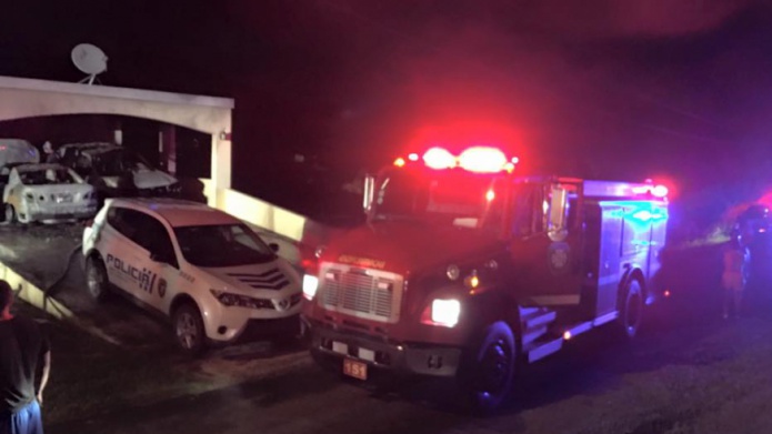 Se quema patrulla de la policÃ­a durante incendio en residencia de una agente estatal  