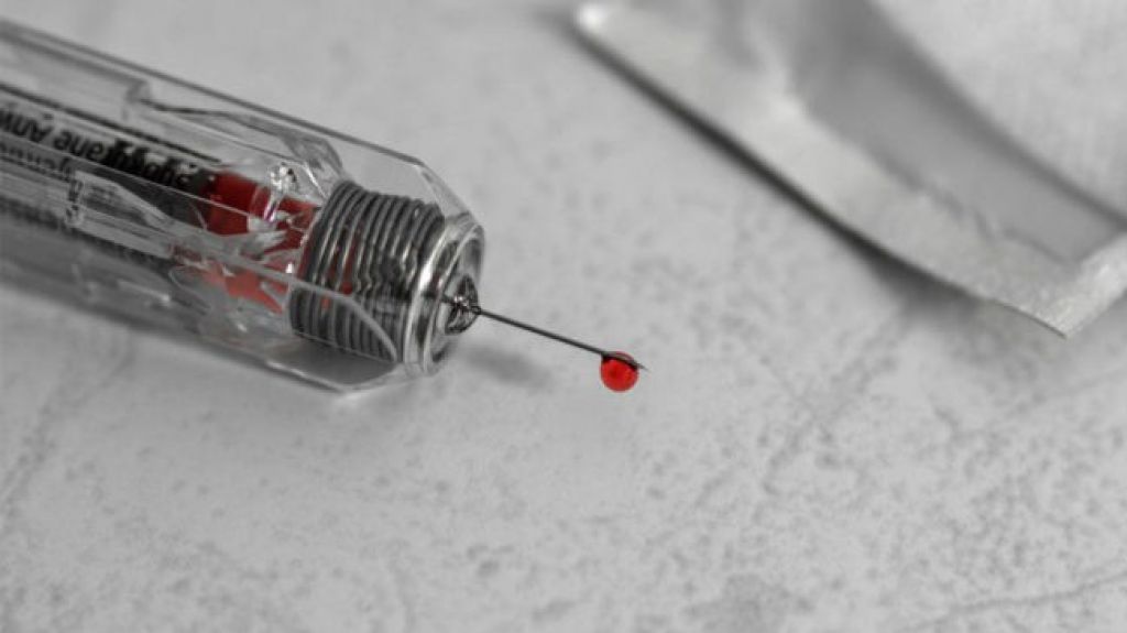  Contagian con VIH a 65 ni&ntilde;os por usar la misma jeringa 