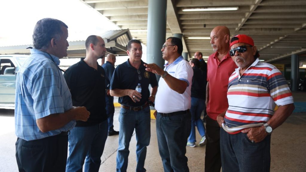  CSP ofrece orientaciones a operadores de veh&iacute;culos p&uacute;blicos de pasajeros de toda la Isla 