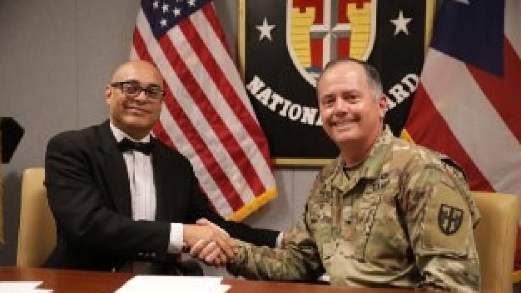  Departamento de Educaci&oacute;n y Guardia Nacional acuerdan trabajar en mejoramiento de escuelas durante el verano 