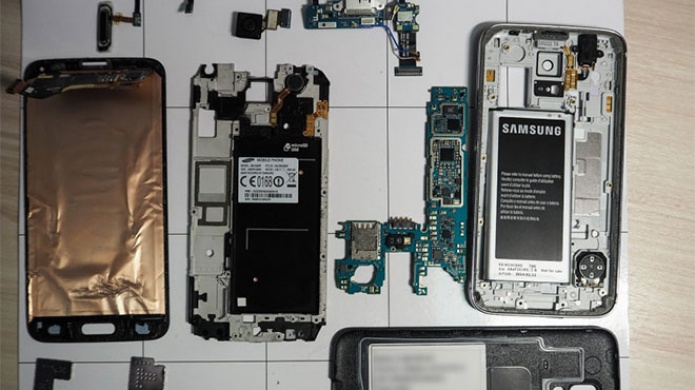 El Samsung Galaxy S5 ya ha sido desmontado (en imágenes)