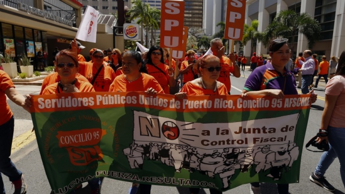 Funcionarios advierten que no aceptarÃ¡n mas recortes en jornada laboral