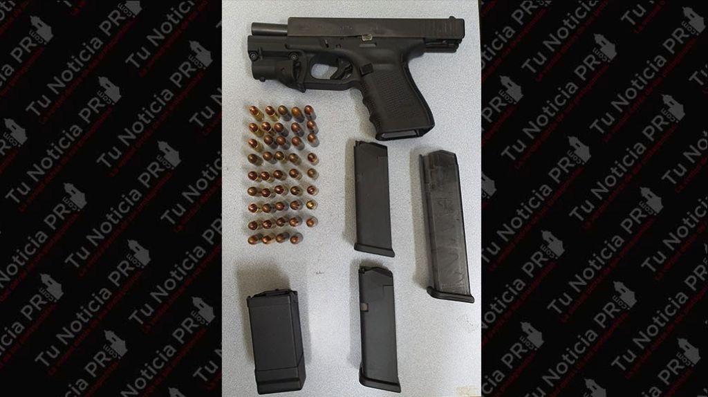  Arrestan dos hombres en Caguas con un arma de fuego 