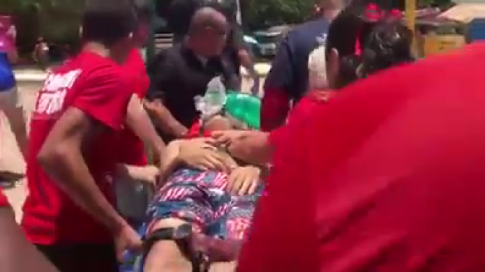 Video: Estudiantes de Emergencias MÃ©dicas realizan simulacro en Balneario de Vega Baja