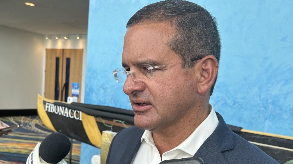  En el Senado actuaron a nivel de cuneta, dice gobernador 