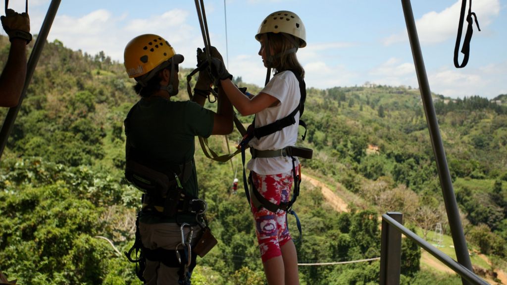  Gobierno no privatizar&aacute; parques y mantendr&aacute; plan m&eacute;dico y pensiones 