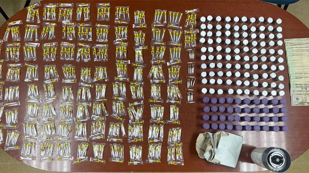  Diligencian allanamiento y arrestan a hombre con probatoria federal en Cidra 