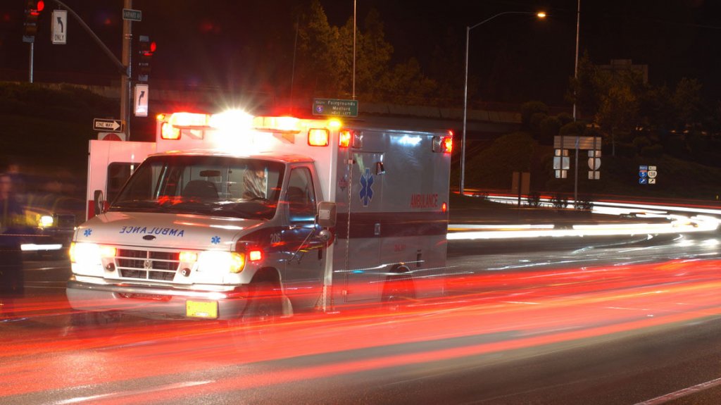  Muere motorista y menor queda en condici&oacute;n de cuidado en accidente de tr&aacute;nsito en Guayama 