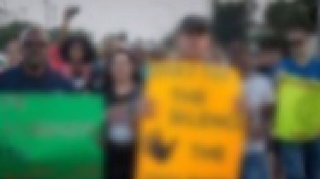  Protesta en Caguas por la luz 