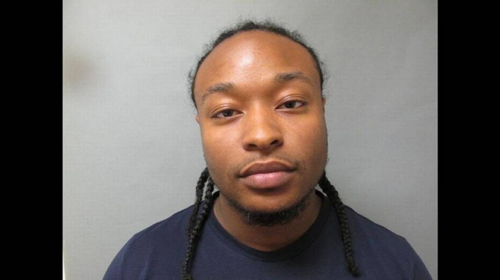  Se fue de crucero y pag&oacute; todo con tarjetas de cr&eacute;dito falsas. Le esperan a&ntilde;os de c&aacute;rcel 