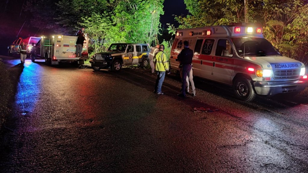  Localizan persona desaparecida que cayo por un risco en Ciales 
