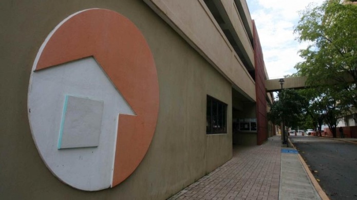 Solicitan investigaciÃ³n federal ante caos con las solicitudes de Plan 8