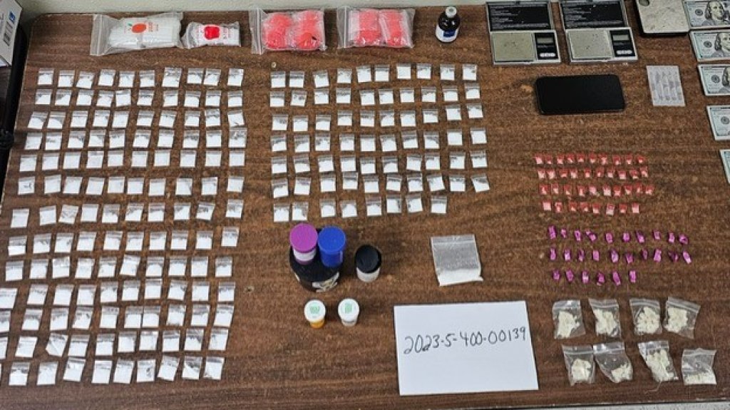  4 arrestados durante allanamiento en A&ntilde;asco 