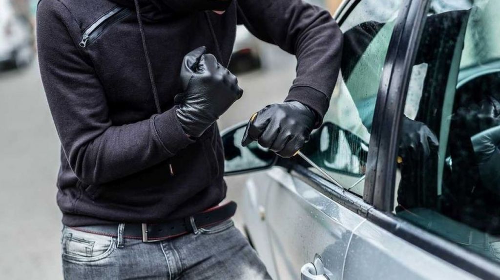  Reportan 4 robos de auto en San Juan 
