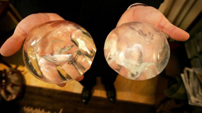 "Lo Ãºnico que quiero por Navidad son pechos"