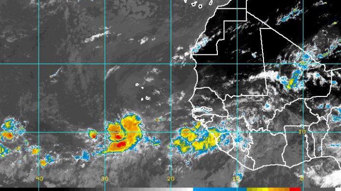 En ruta hacia el Caribe sistema con potencial ciclÃ³nico...