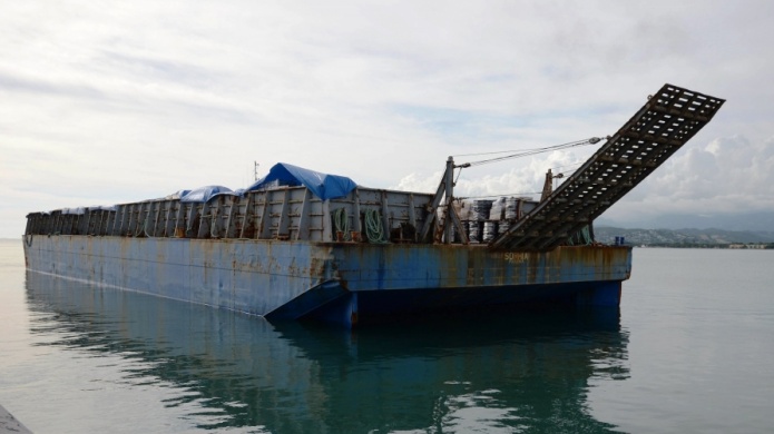 "Barcaza de la Esperanza 2" ya va camino a HaitÃ­ para ayudar a afectados por el huracÃ¡n Matthew