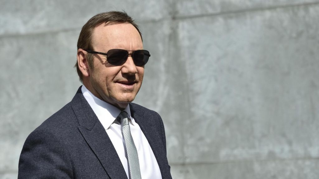  Acusador de Kevin Spacey retira los cargos contra el actor en juicio civil 