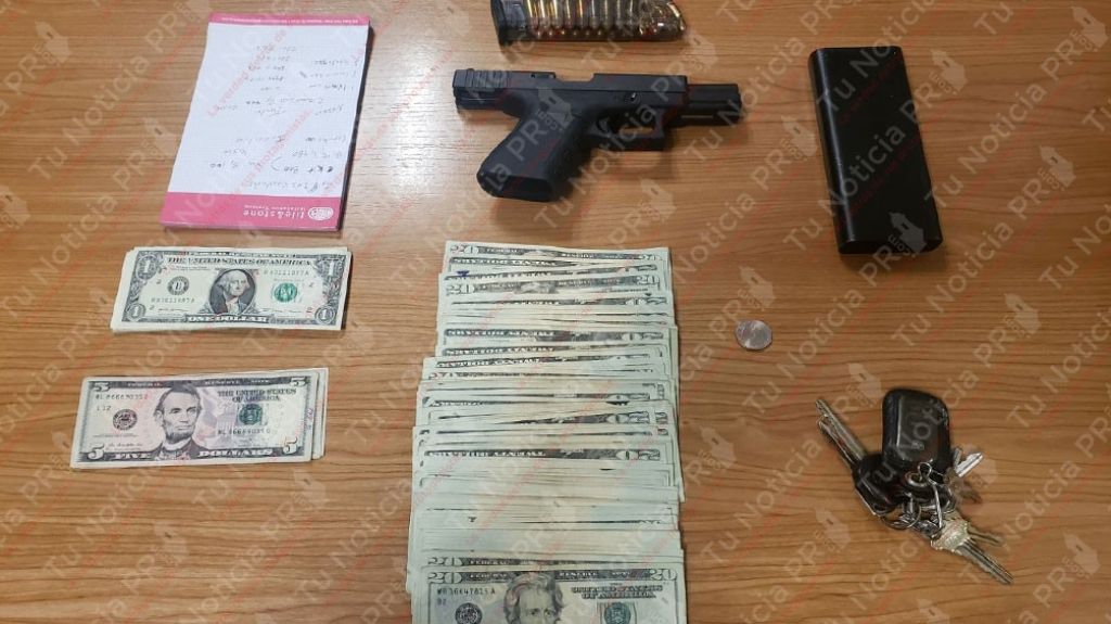 Dos “Cacos” llegaron a “Home Depot” de Montehiedra y olvidaron una cartera con una pistola y mas