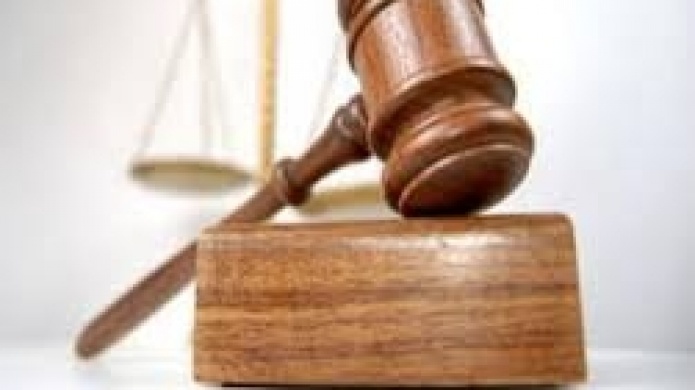 Cargos a hombre por fraude 