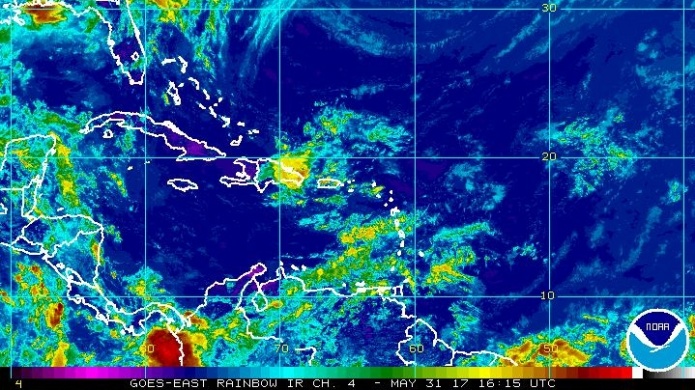 Vaguada favorece la formaciÃ³n repentina de intensas lluvias y numerosas tronadas