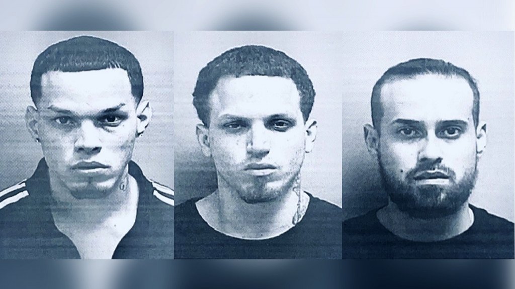  Arrestan a tres &ldquo;Cacos&rdquo; en Ponce que andaban jangueando en un carro robado 