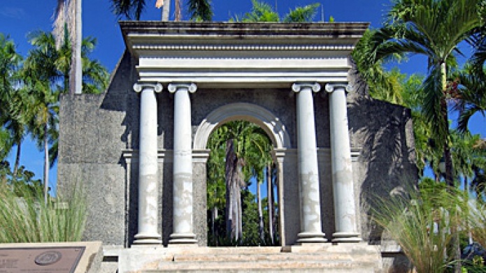 Recinto Universitario de MayagÃ¼ez celebra hoy su 104 aniversario