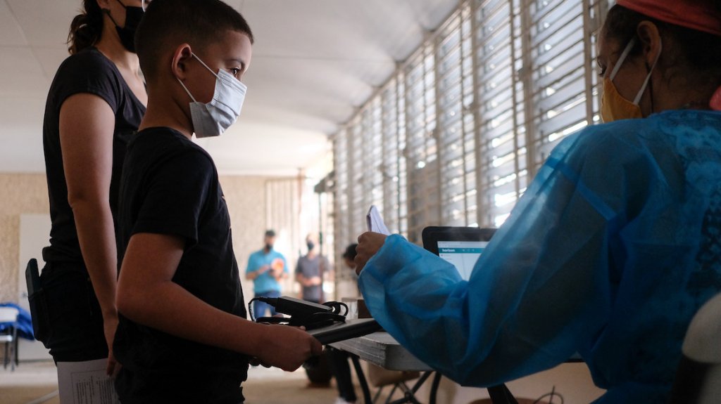  El Gobierno nunca hizo las pruebas que establec&iacute;a el protocolo para el regreso a la escuela 