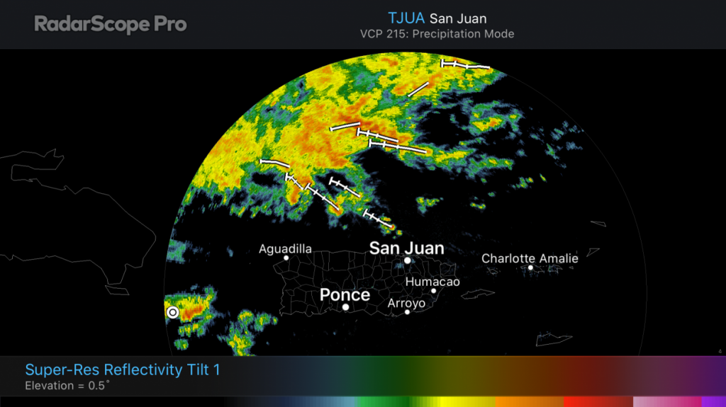  Fuertes lluvias se desplazan sobre las aguas adyacentes; menos lluvioso sobre P.R. 