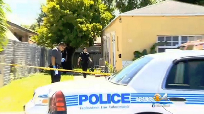 Madre apuÃ±ala a su hija con un cuchillo de cocina en Miami