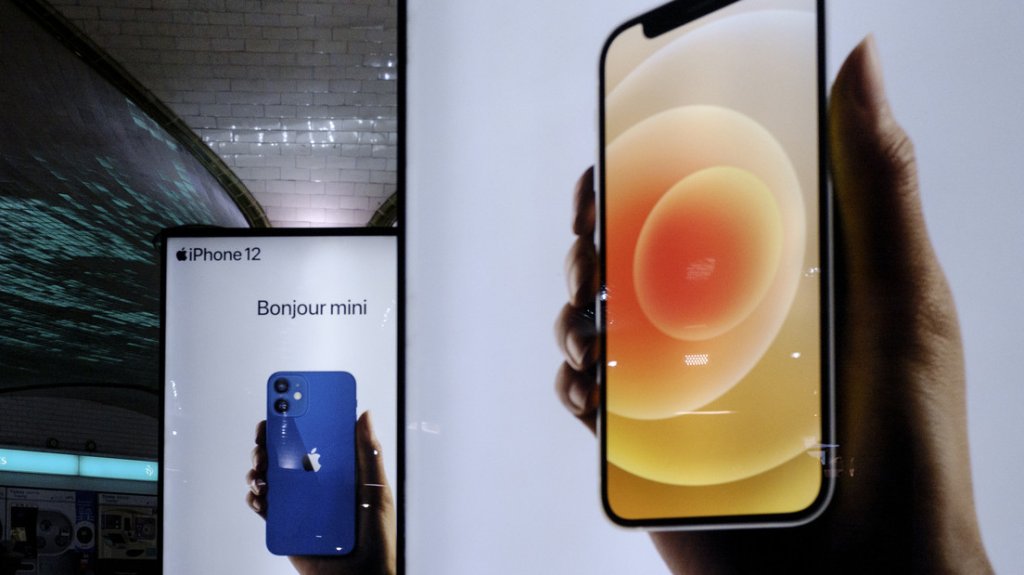  Brasil multa a Apple con casi dos millones de dólares por vender sus dispositivos sin cargador 