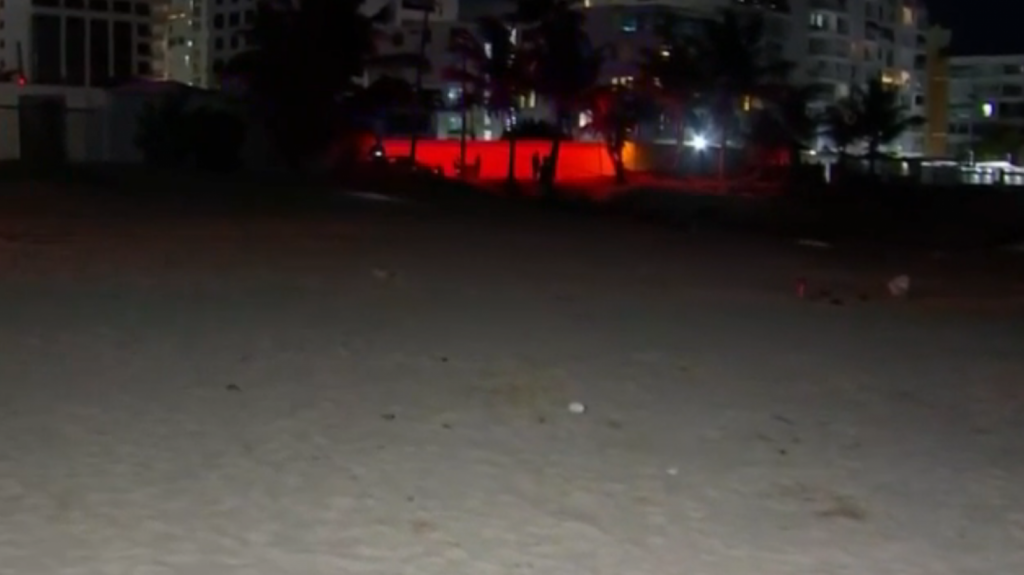  Video: Ciudadano explica lo que sucedi&oacute; en playa de Isla Verde que termin&oacute; con un turista de 17 a&ntilde;os muerto y otros dos heridos 