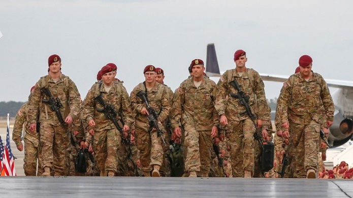 EE.UU. va a desplegar centenares de tropas para entrenar a los rebeldes sirios