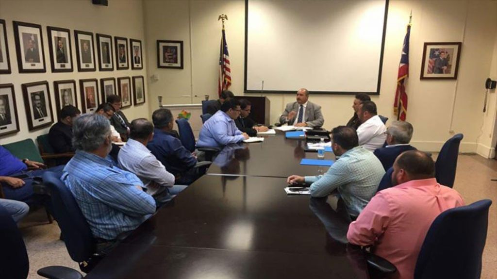  Departamento de Agricultura busca opciones de desarrollo junto a industria lechera&nbsp; 