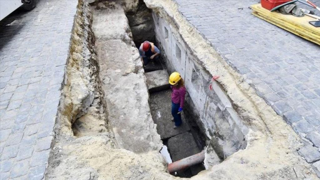  Se produce tremendo cr&aacute;ter y descubren "tesoro arqueol&oacute;gico" de la &eacute;poca imperial en Roma 