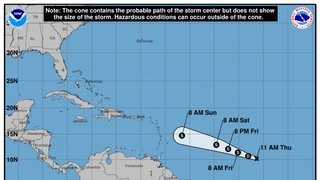 Fuerte onda tropical se convierte en la depresi&oacute;n tropical #2 