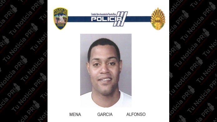 Robo 18 relojes de JC Penney, al otro dÃ­a volviÃ³ y se llevÃ³ 10 sortijas de oro