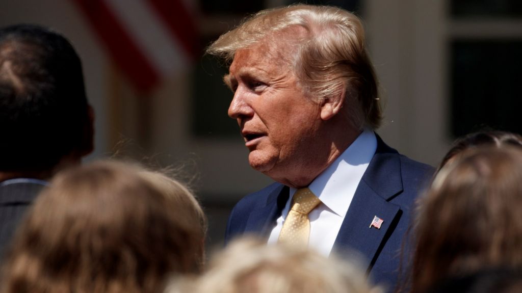  La Casa Blanca ordena a su exabogado desobedecer al Congreso sobre trama rusa 