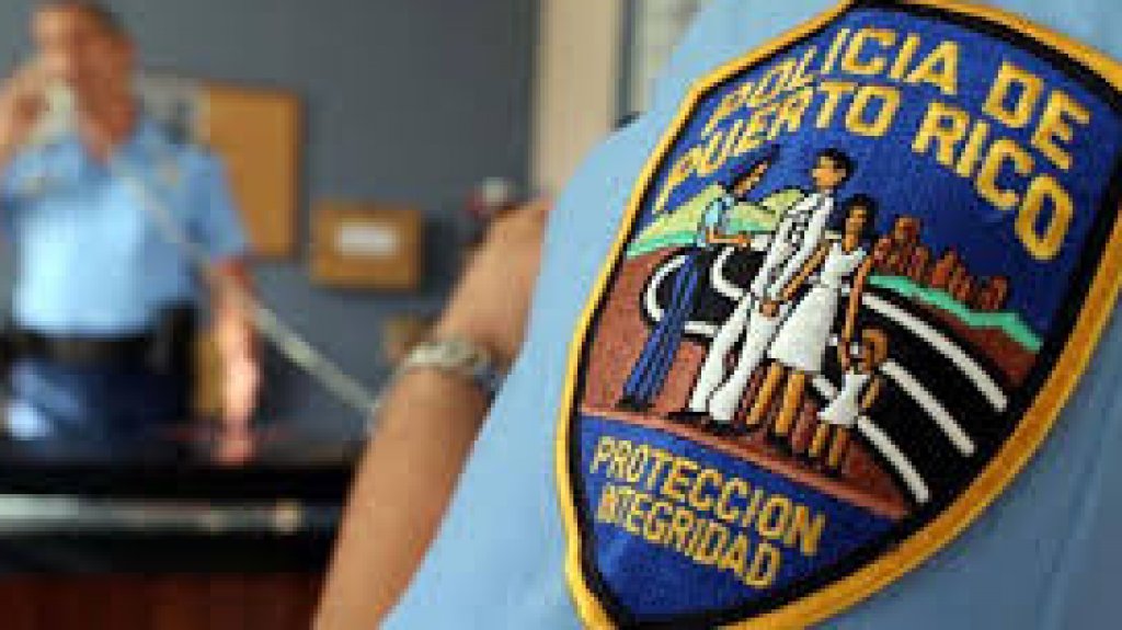  Mujer alega que le robaron un bol&iacute;grafo de mil d&oacute;lares y 2,500 en efectivo en farmacia de Santurce 