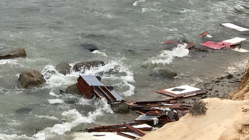  Presentan cargos contra piloto de embarcaci&oacute;n que naufrag&oacute; con indocumentados 