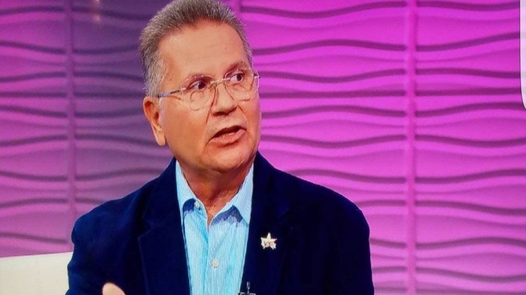  Aponte Hern&aacute;ndez le sale al paso al senador Marco Rubio 