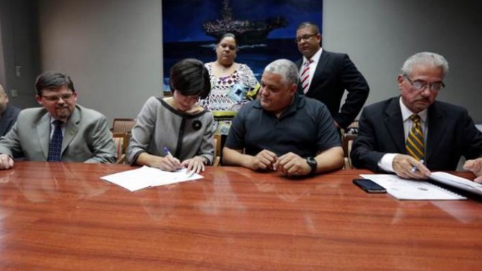 GOBIERNO LOGRA ACUERDOS CON EL 100% DE LAS UNIONES