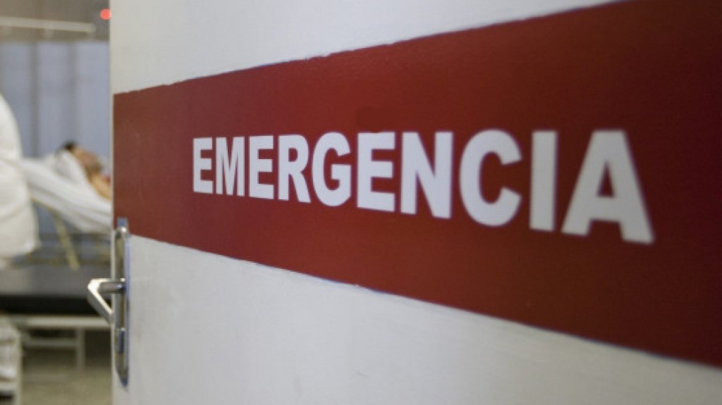  En el hospital terminan dos hermanos peleaban con una navaja y un bate de aluminio 