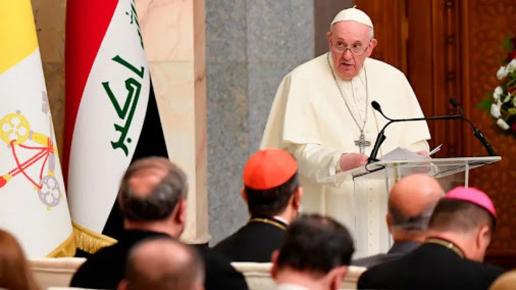  El Papa reza por las v&iacute;ctimas de la guerra en una devastada Mosul 