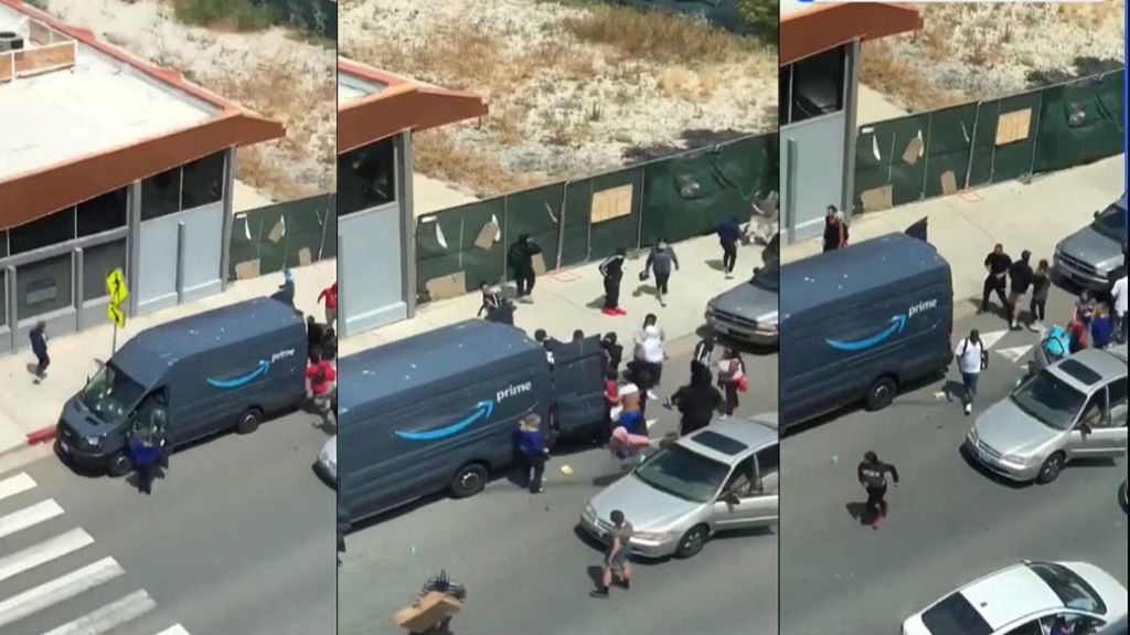  En video momento en que v&aacute;ndalos roban contenido de una Guagua de Amazon 