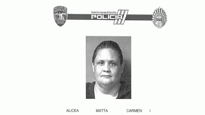 Bajo fianza empleada de "Fast Food" que cometiÃ³ fraude con la tarjeta de un cliente 