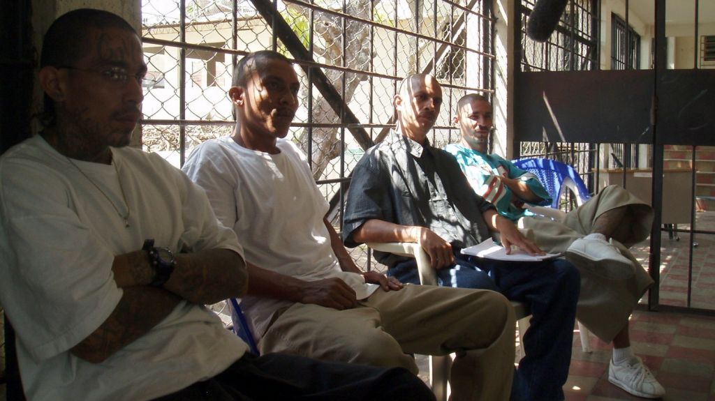  Declarados culpables cinco pandilleros de asesinar joven latino en Nueva York 