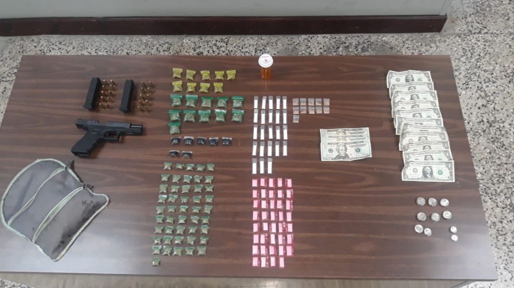  Arrestado en Ponce con un arma ilegal y drogas 
