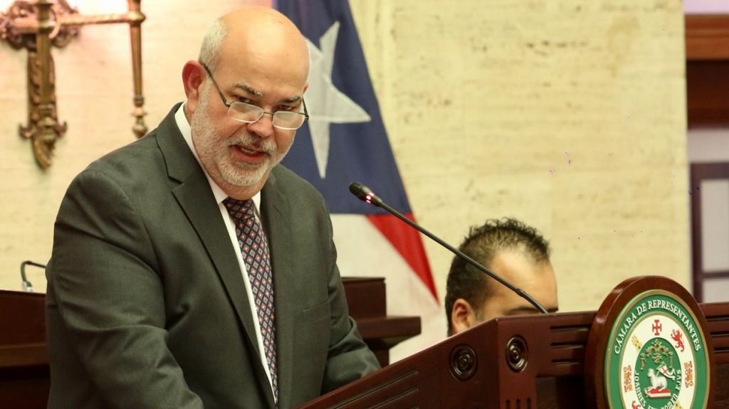  Aprueban medida para facilitar ascenso en rango de polic&iacute;as municipales 